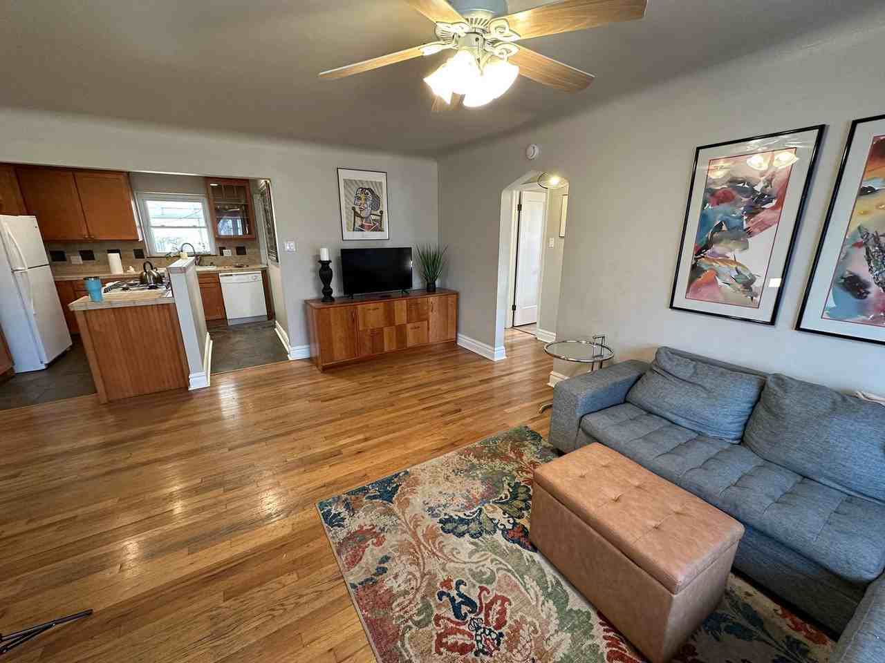 2933 Ivanhoe St #1357994P - Photo 5 of 41