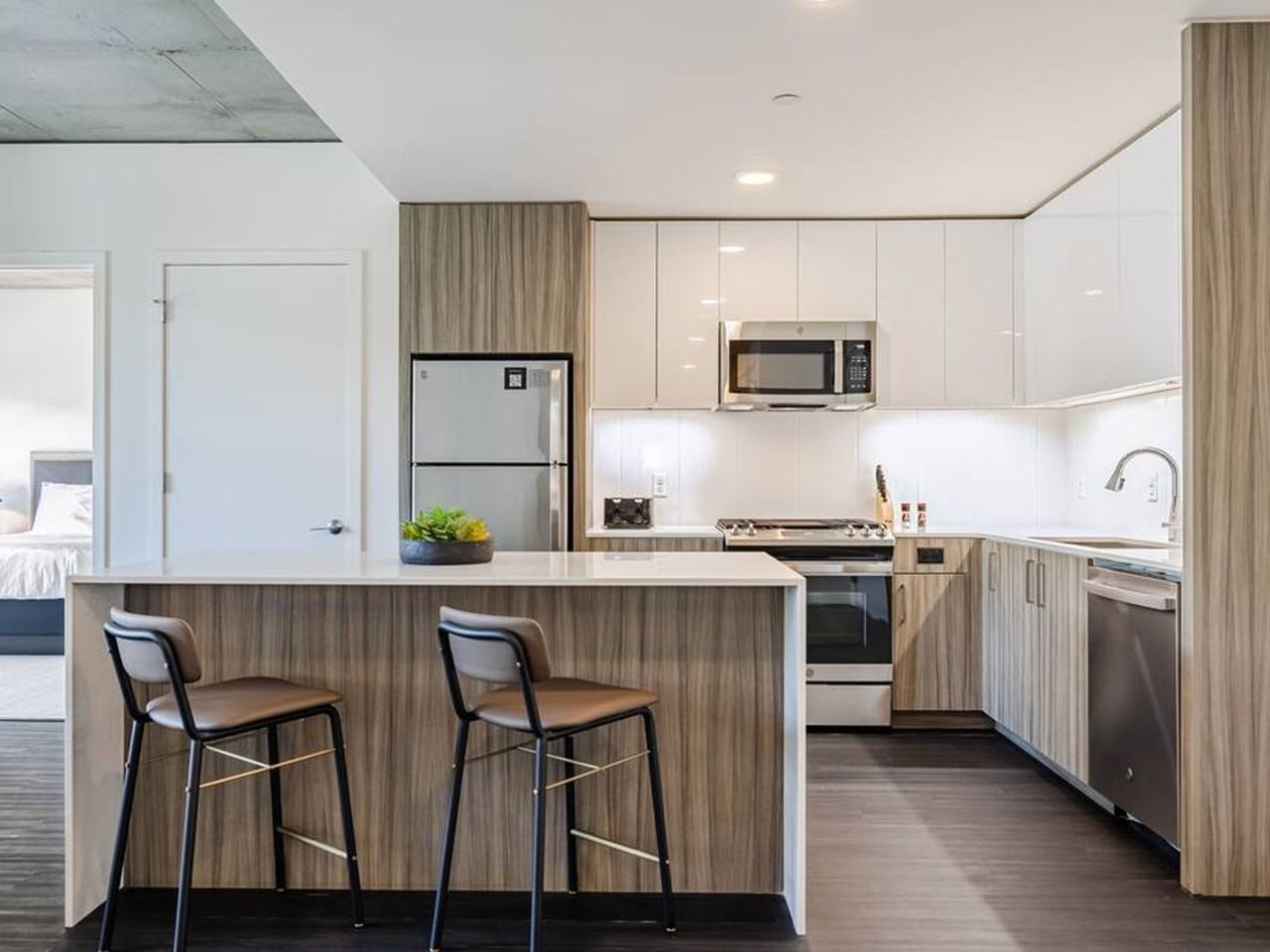 1550 Northwest Naito Parkway - Photo 6 of 43