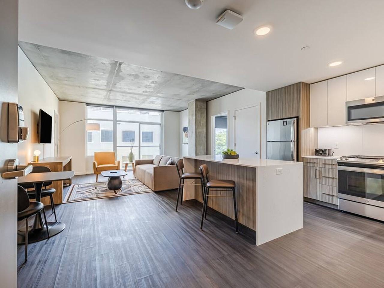 1550 Northwest Naito Parkway - Photo 7 of 43