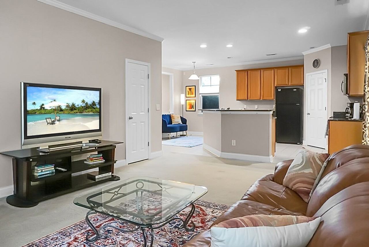 1519 Thoroughbred Boulevard #1359004P - Photo 5 of 47