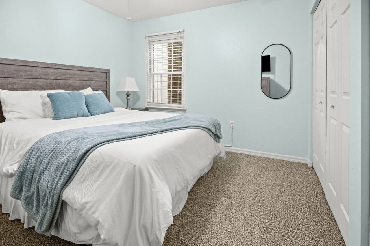 8432 Sw 46th Rd #1359121P - Photo 3 of 29