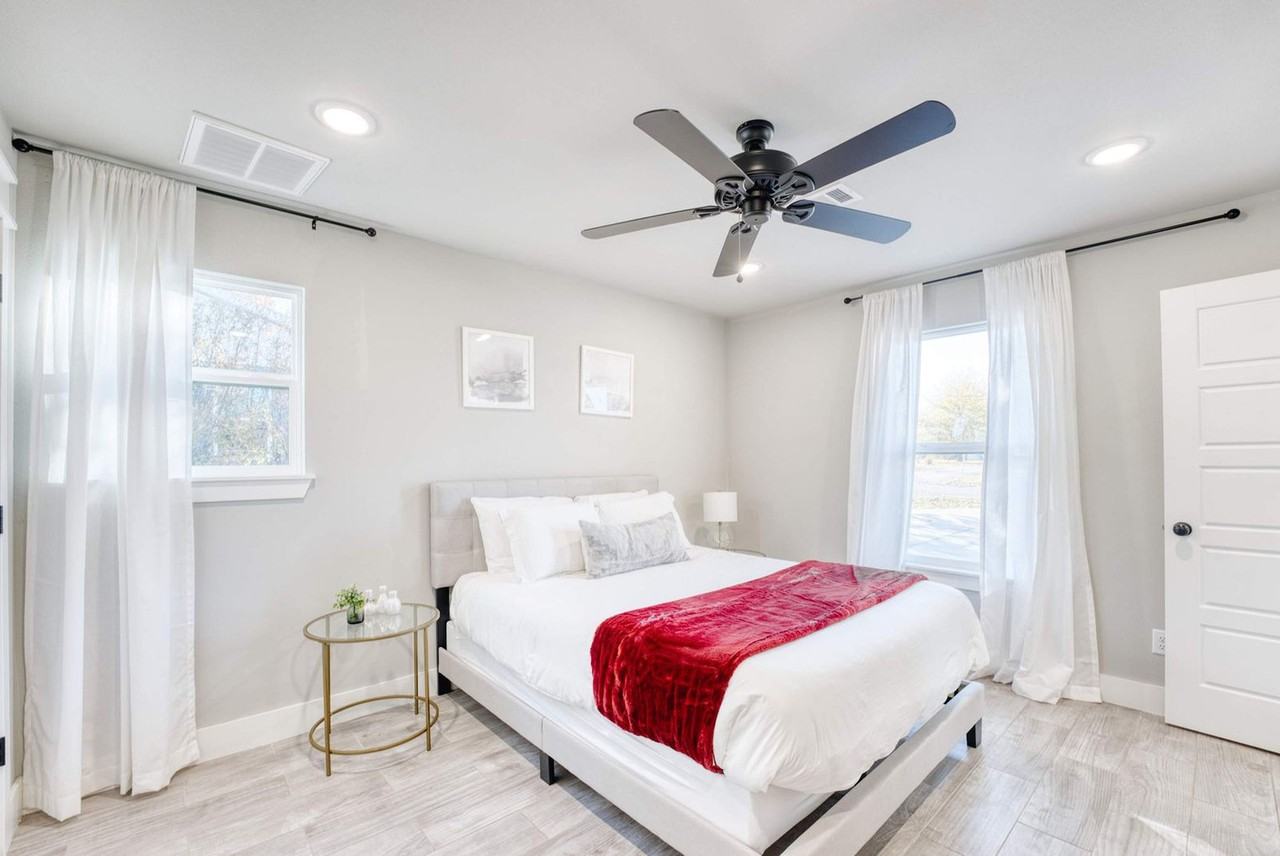 214 Nw L St #1363336P - Photo 6 of 25