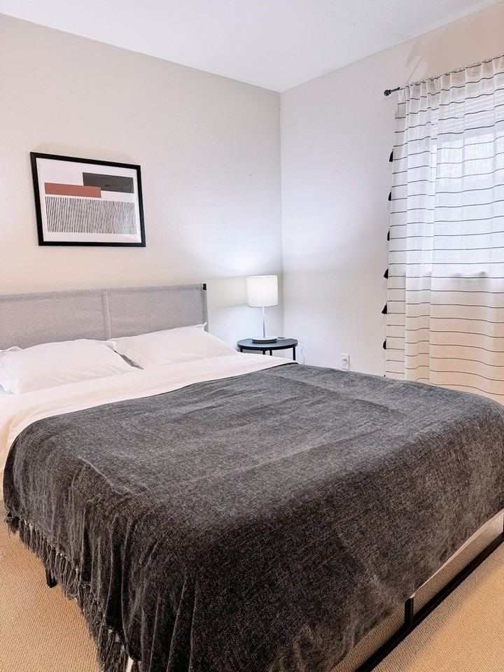 319 W 12th Ave #1284534P - Photo 4 of 16