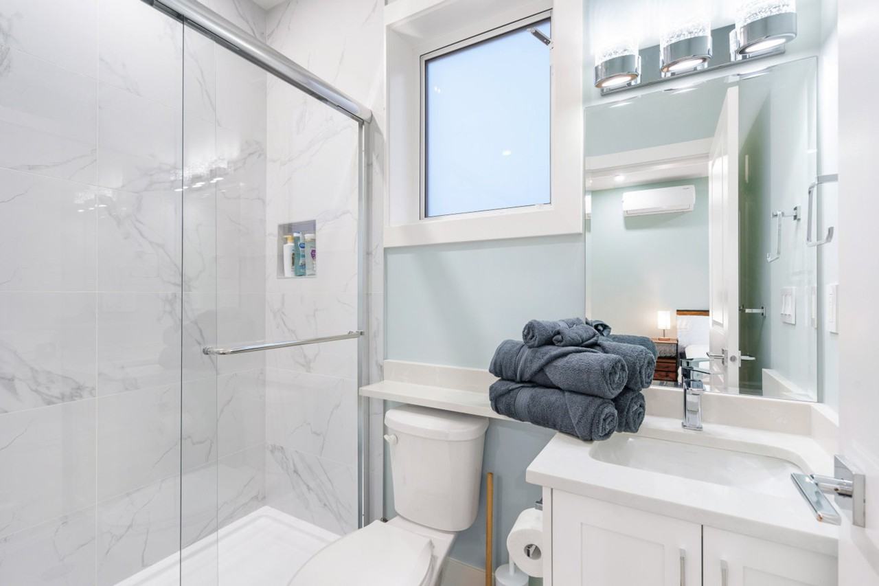 2393 Bonaccord Dr #1357377P - Photo 5 of 41