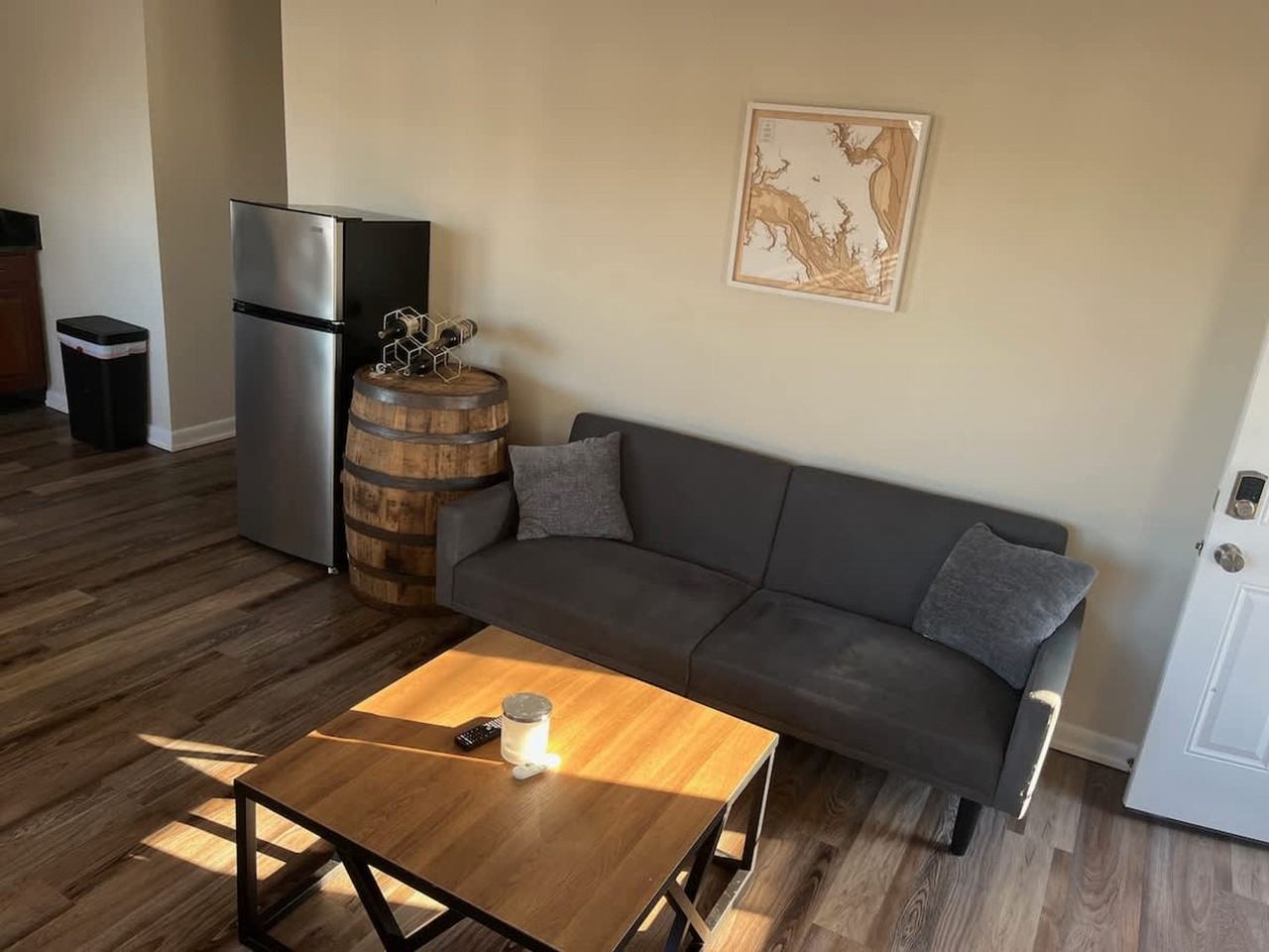 14380 Calvert St #1363918P - Photo 5 of 27