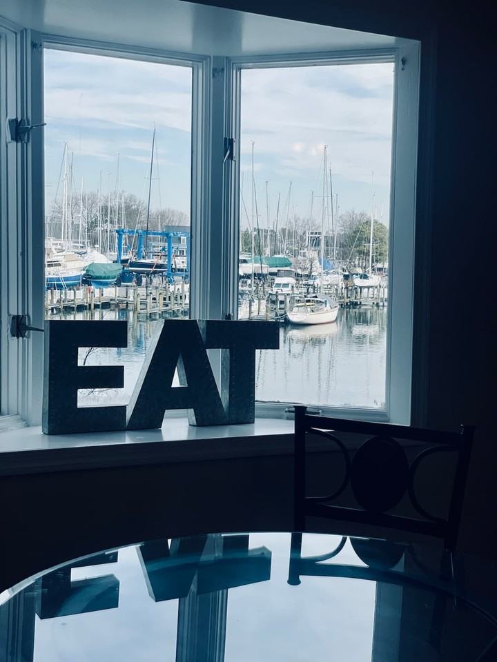 14380 Calvert St #1363918P - Photo 6 of 27