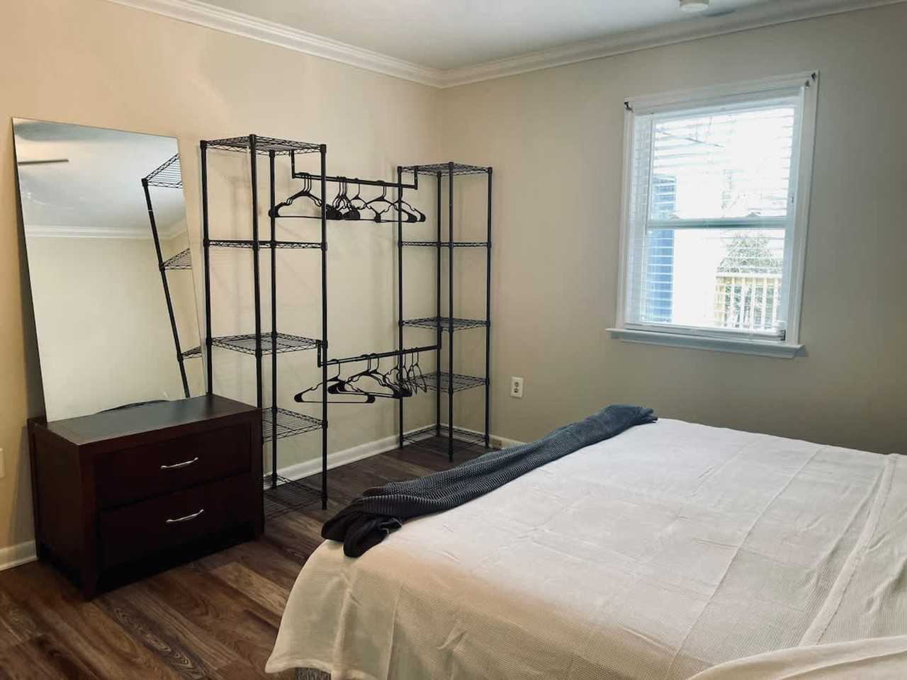 14380 Calvert St #1363918P - Photo 7 of 27