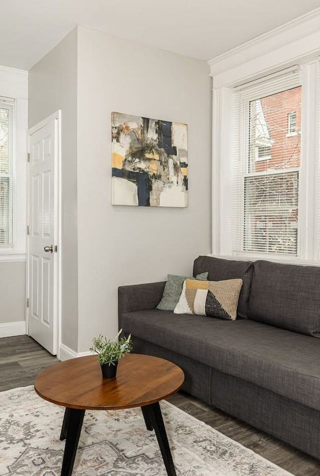 216 Gilman Ave #1363975P - Photo 3 of 32