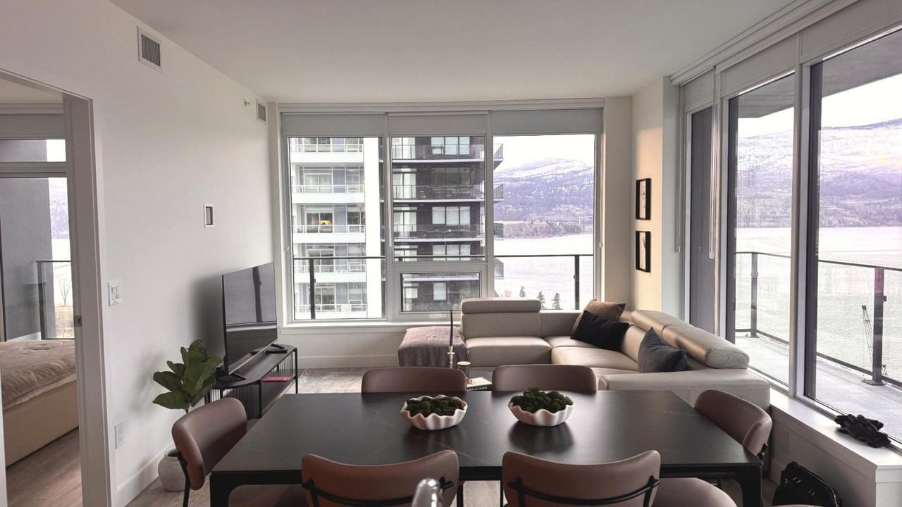 1626 Water Street #1363927P - Photo 4 of 19