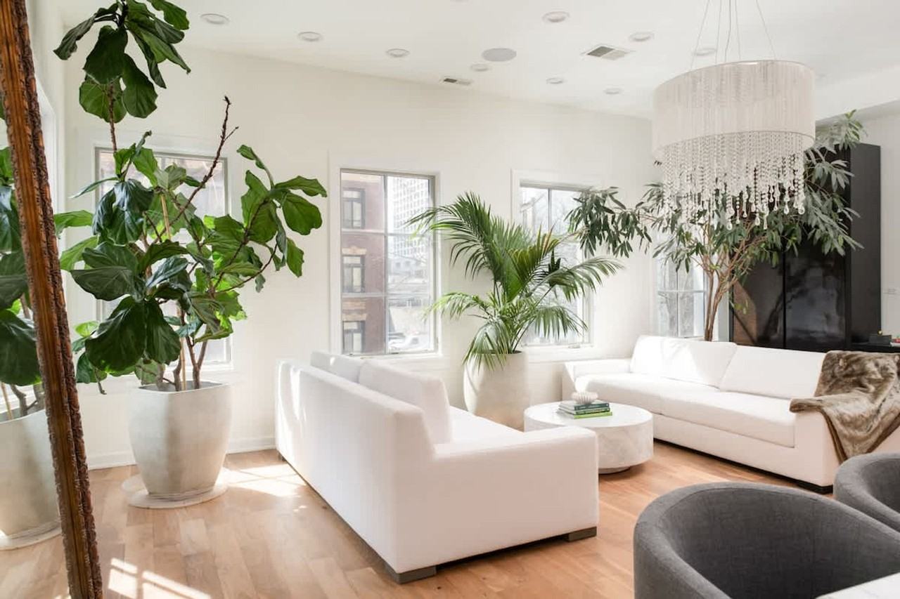 22 E Elm St #1364276P - Photo 2 of 50