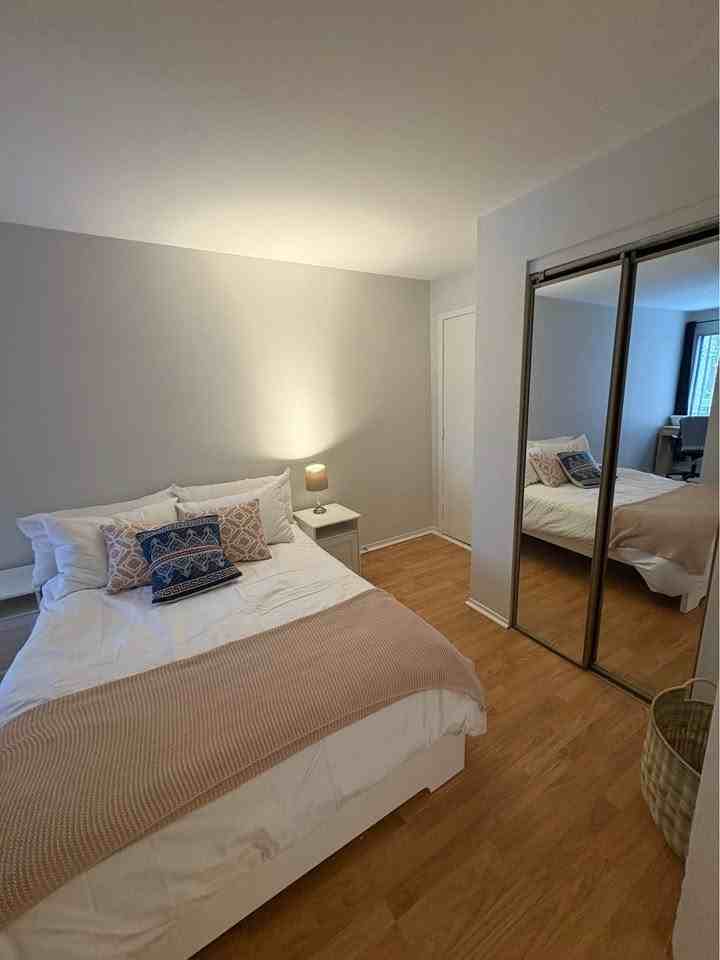 4101 Rue Saint-Antoine Ouest - Photo 2 of 14