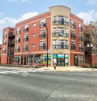 2520 South Oakley Avenue - Photo 1 of 1