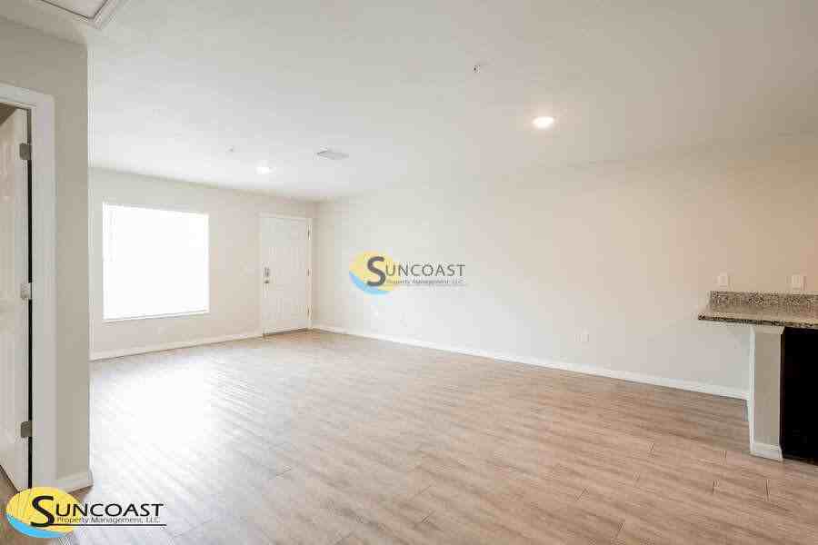 32 Walnut Road #3 - Photo 4 of 28