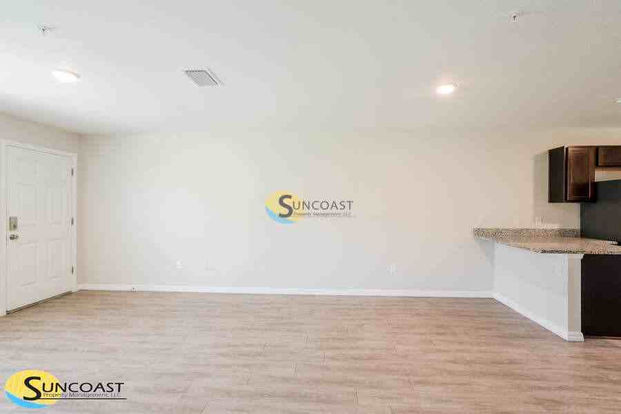 32 Walnut Road #3 - Photo 5 of 28