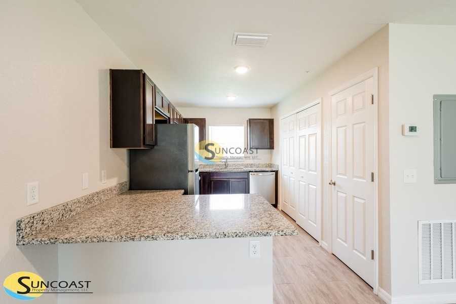 32 Walnut Road #3 - Photo 7 of 28