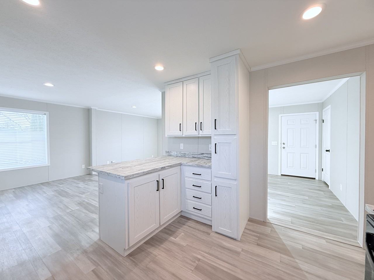 29805 Jamestown Dr #435 - Photo 3 of 34