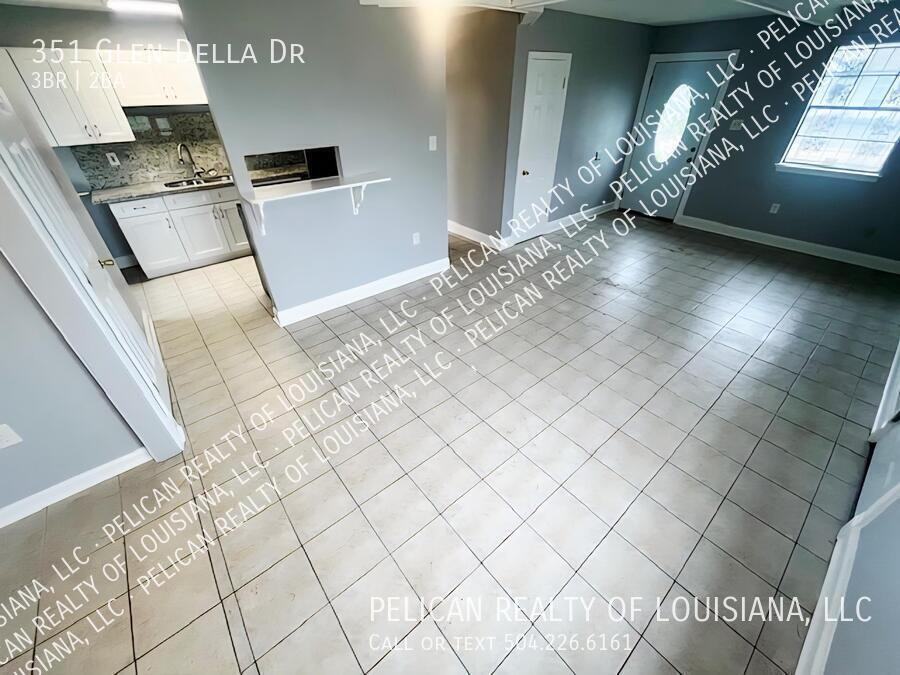 351 Glendella Dr - Photo 4 of 10