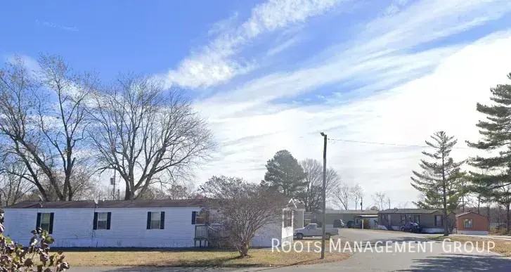 11 Riviera Courts Dr #11 - Photo 3 of 8