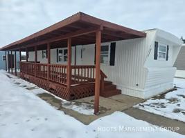 featured image of 8427 North Selkirk Drive