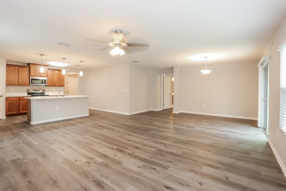 1981 April Oaks Dr - Photo 5 of 16