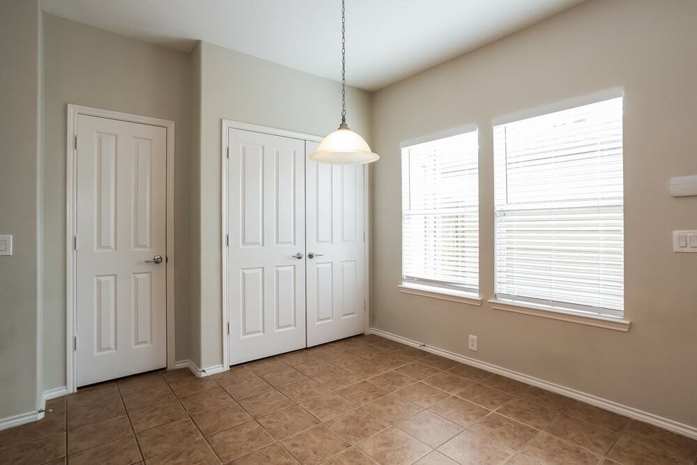 23611 Twisting Falls Drive - Photo 4 of 14