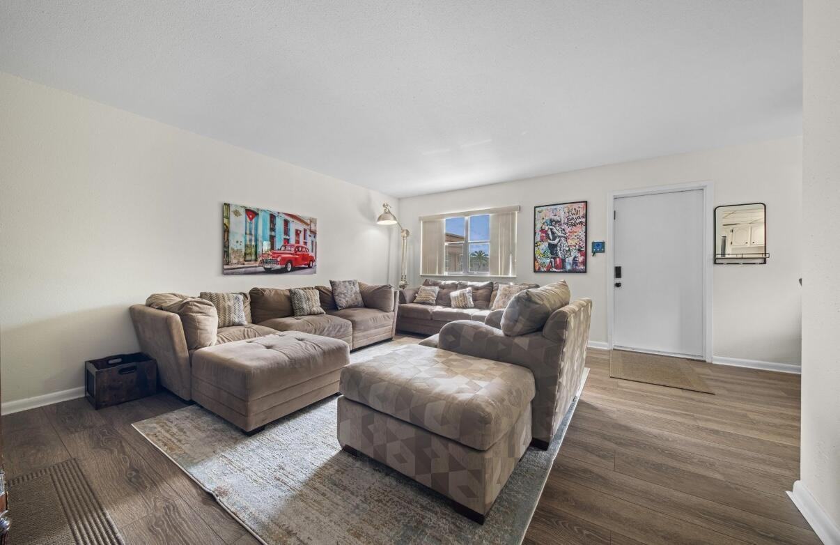 336 Brittany Avenue #336 - Photo 7 of 21