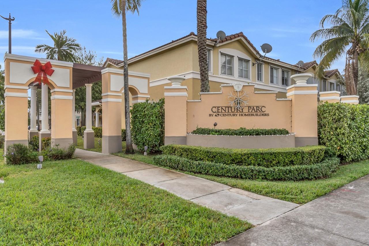 8970 West Flagler Street #8970-208 - Photo 2 of 28