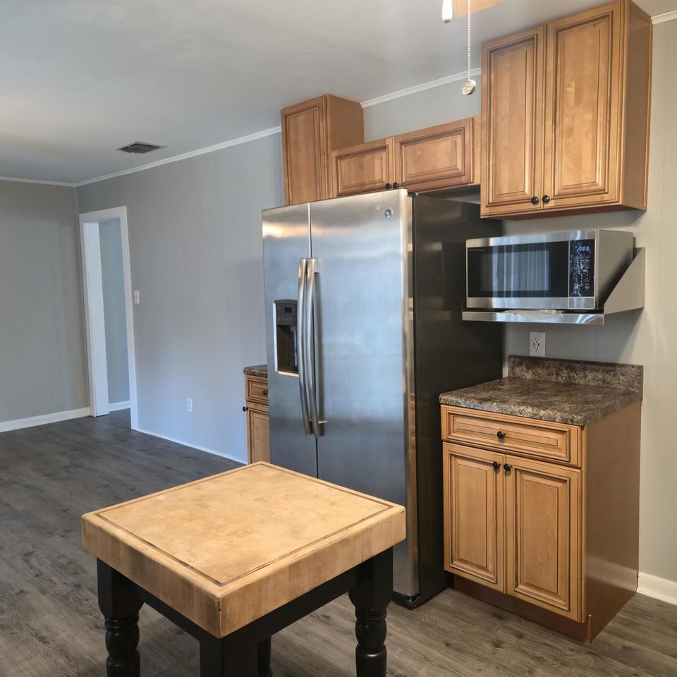 75 7th Ave #75 - Photo 3 of 33