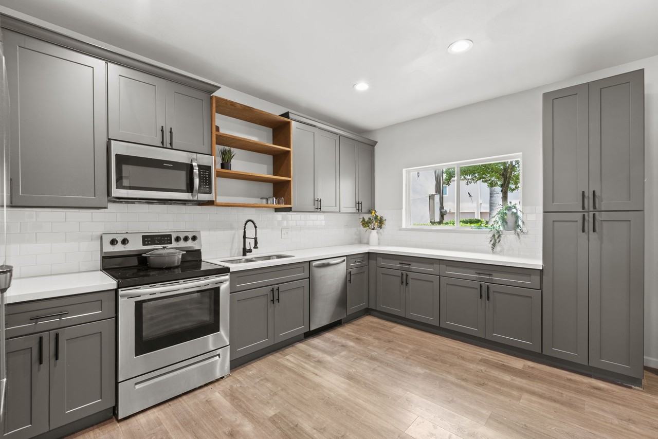 1115 Augusta Dr #1115-26 - Photo 7 of 23