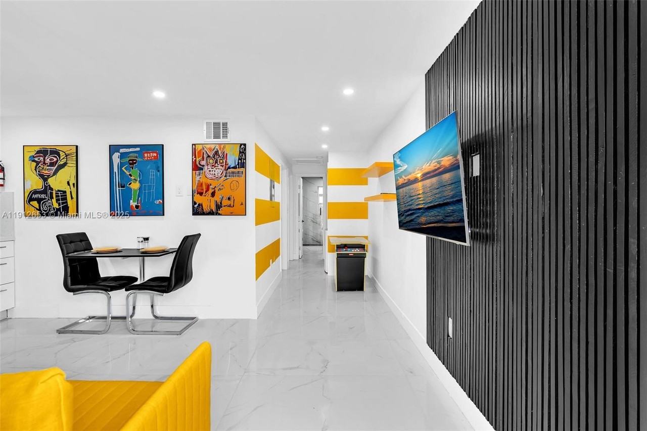 923 Nw 110th St #923B - Photo 2 of 18