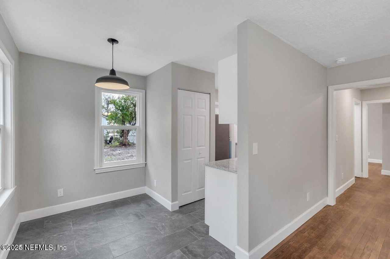 3032 Plum Street #3032 - Photo 3 of 8