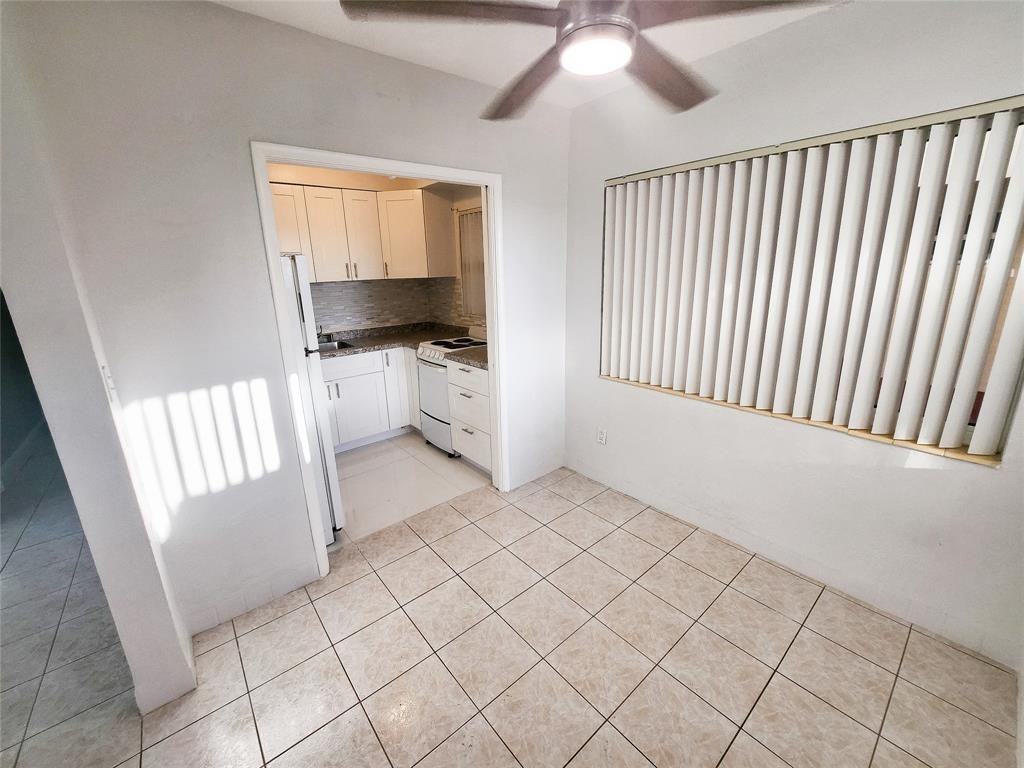 505 S Ocean Dr #505A - Photo 5 of 27