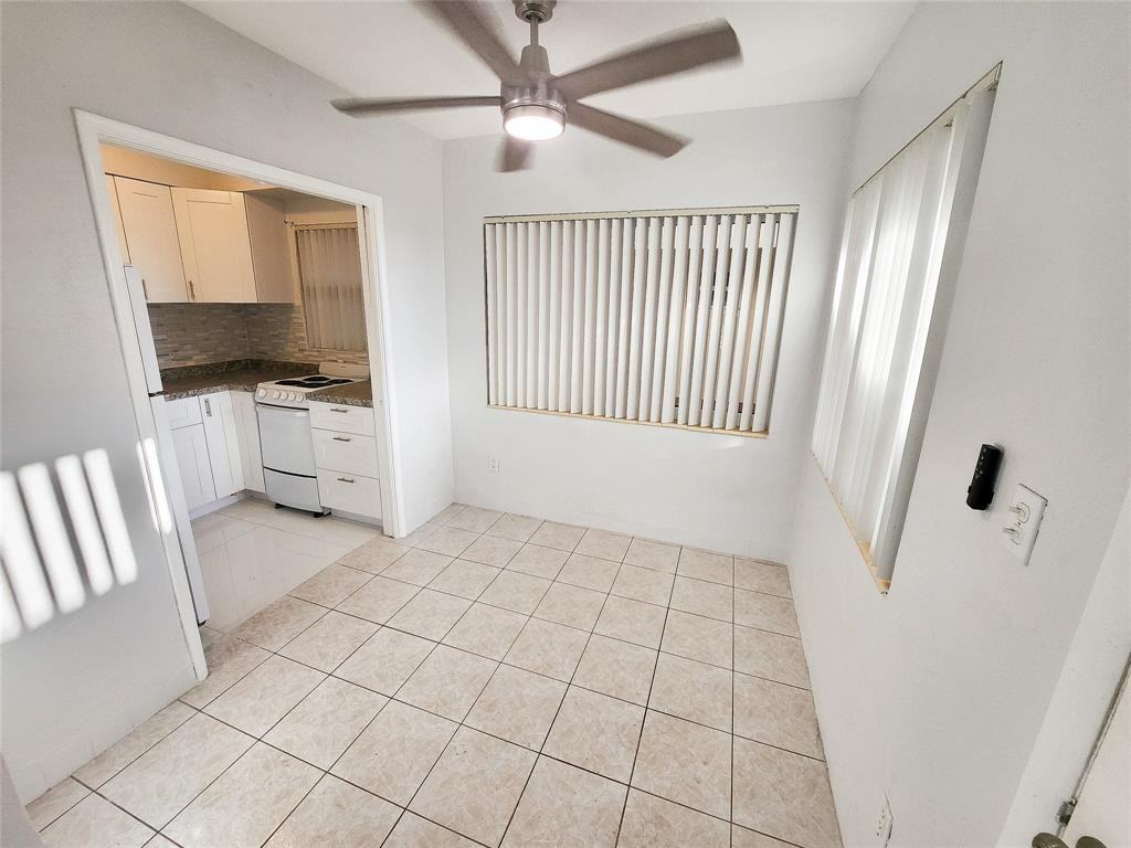 505 S Ocean Dr #505A - Photo 6 of 27