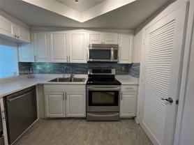 721 Southeast 1st Way - Photo 1 of 1