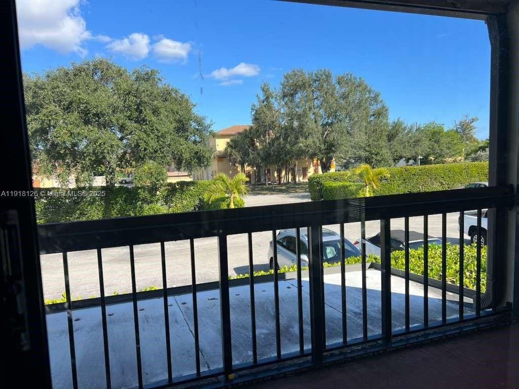 721 Southeast 1st Way #721B18 - Photo 5 of 22