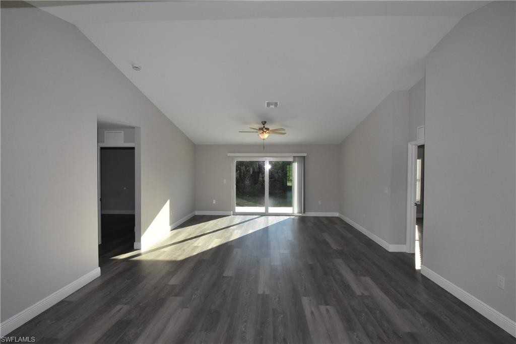 202 Seagrape #202 - Photo 5 of 21