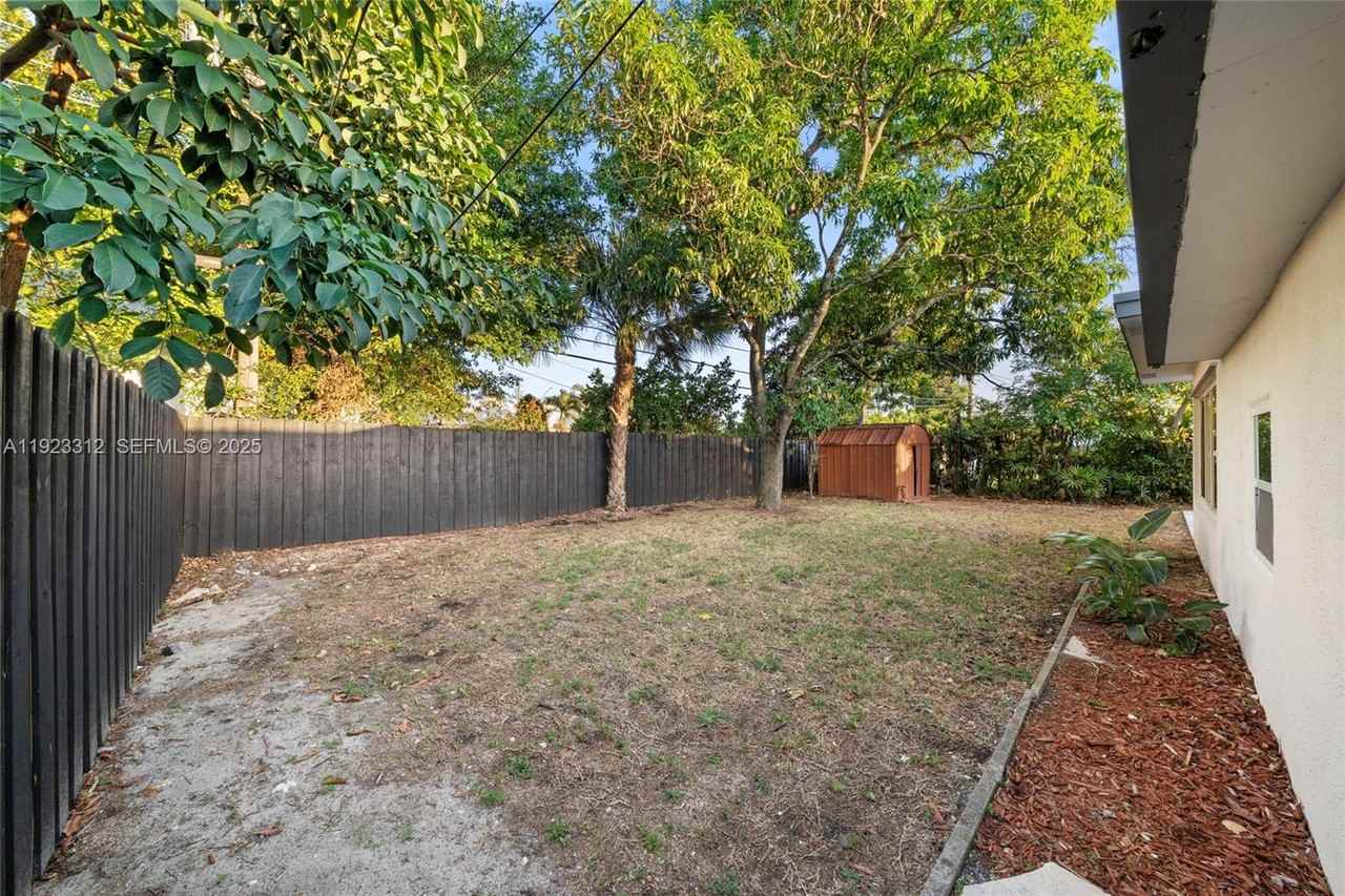 West Boulevard Heights #1151 - Photo 3 of 24