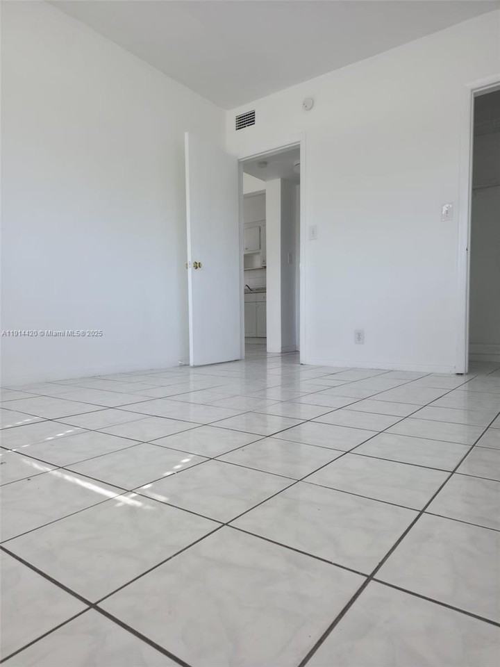 1610 Liberty Street #1610-9 - Photo 2 of 12