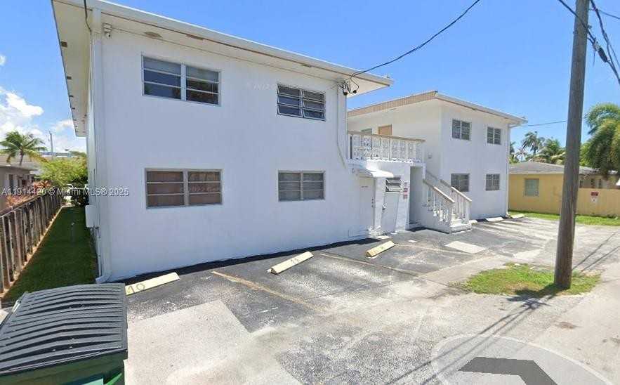 1610 Liberty Street #1610-9 - Photo 4 of 12