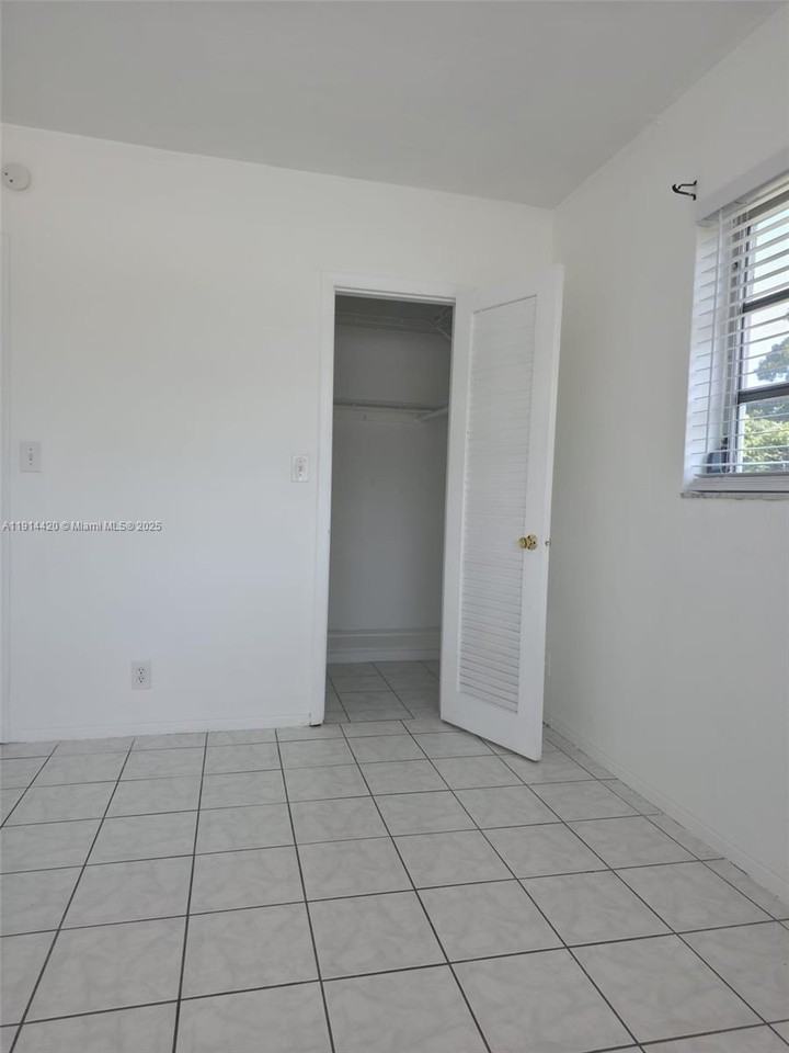 1610 Liberty Street #1610-9 - Photo 7 of 12