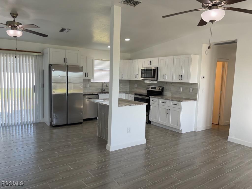305 Northeast 23rd Street #305 - Photo 3 of 15