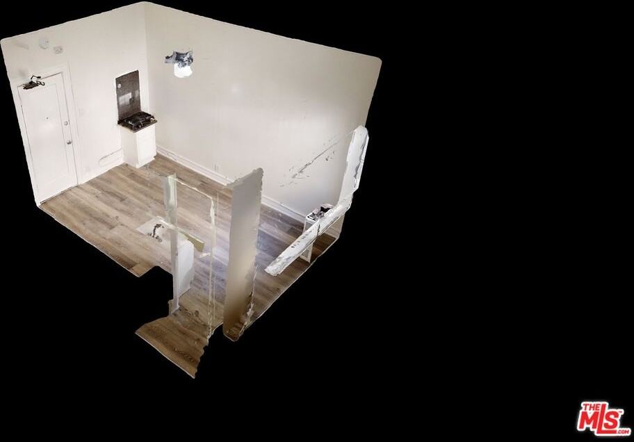 647 West 18th Street #647-106 - Photo 4 of 7