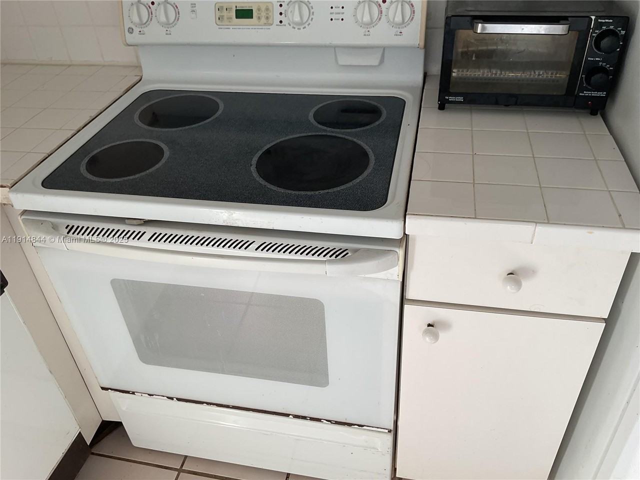 516 Saxony Dr #516-516 - Photo 7 of 28