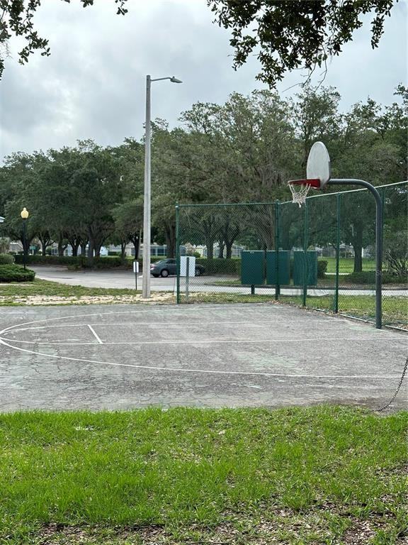 601 Lake Shore Pkwy #601 - Photo 2 of 15