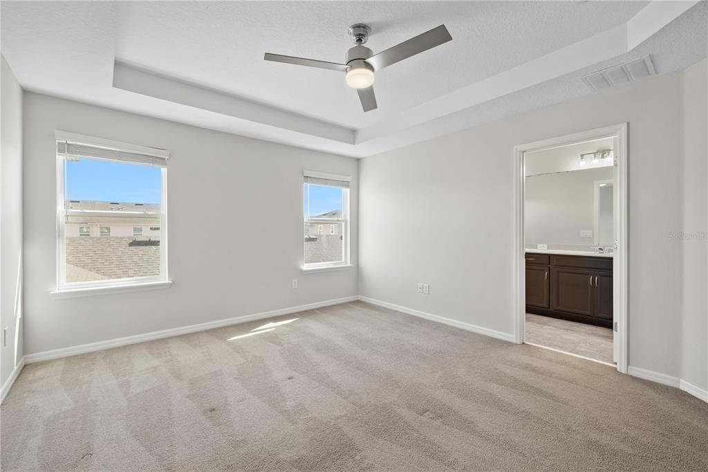 8019 Glenlloyd Ave #8019 - Photo 6 of 50