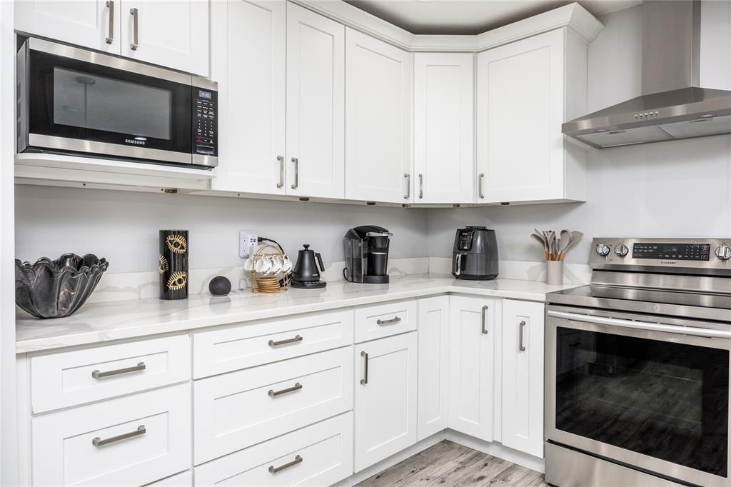 4312 Silver Falls Dr #4312 - Photo 3 of 50