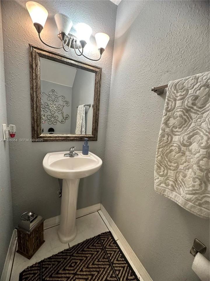 3539 W 76th St #3539-6 - Photo 2 of 17