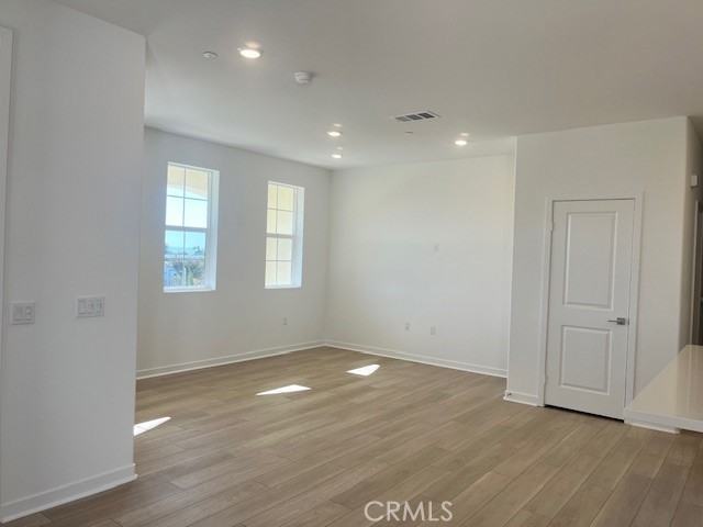 8421 Gabrielino Ct #8421 - Photo 5 of 8