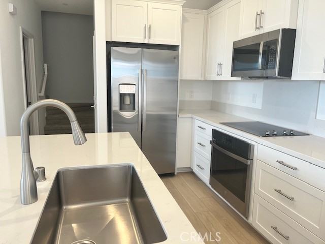 8421 Gabrielino Ct #8421 - Photo 7 of 8