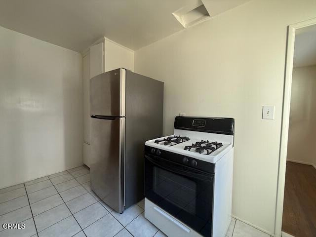 1636 Amberwood Dr #1636G - Photo 2 of 16